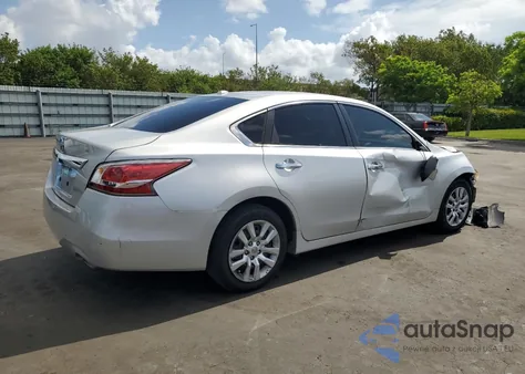 2015 Nissan Altima 2.5 from USA, damaged, VIN 1N4AL3AP3FC178913
